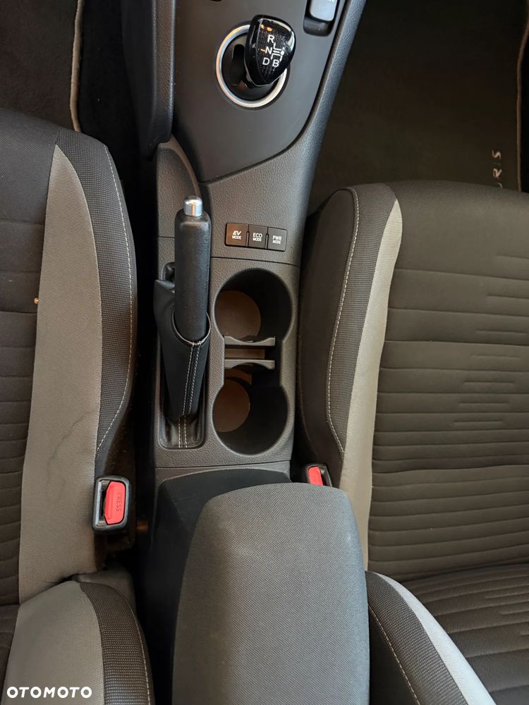 Toyota Auris Hybrid 135 Premium - 25