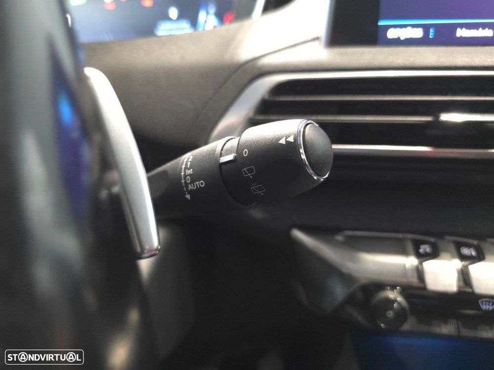 Peugeot 3008 1.5 BlueHDi Allure Pack EAT8 - 30