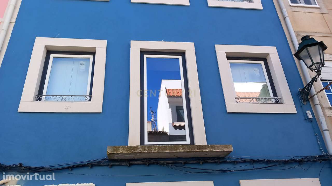 T2 NOVO COM TERRAÇO NA ZONA HISTÓRICA DO SEIXAL - Grande imagem: 2/15