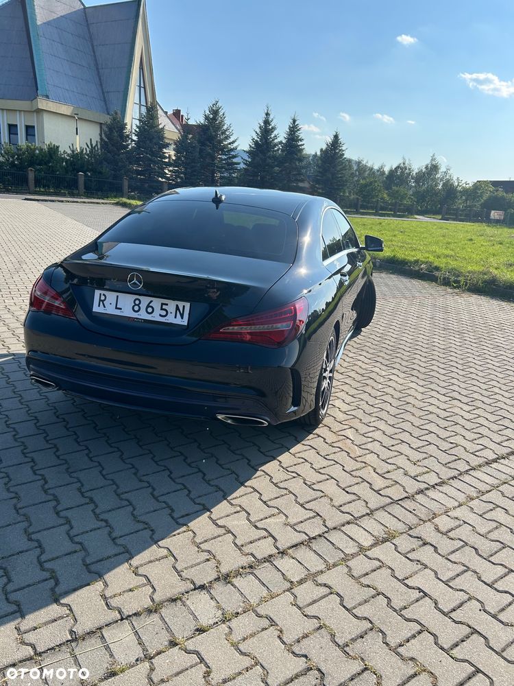 Mercedes-Benz CLA 180 7G-DCT AMG Line - 20