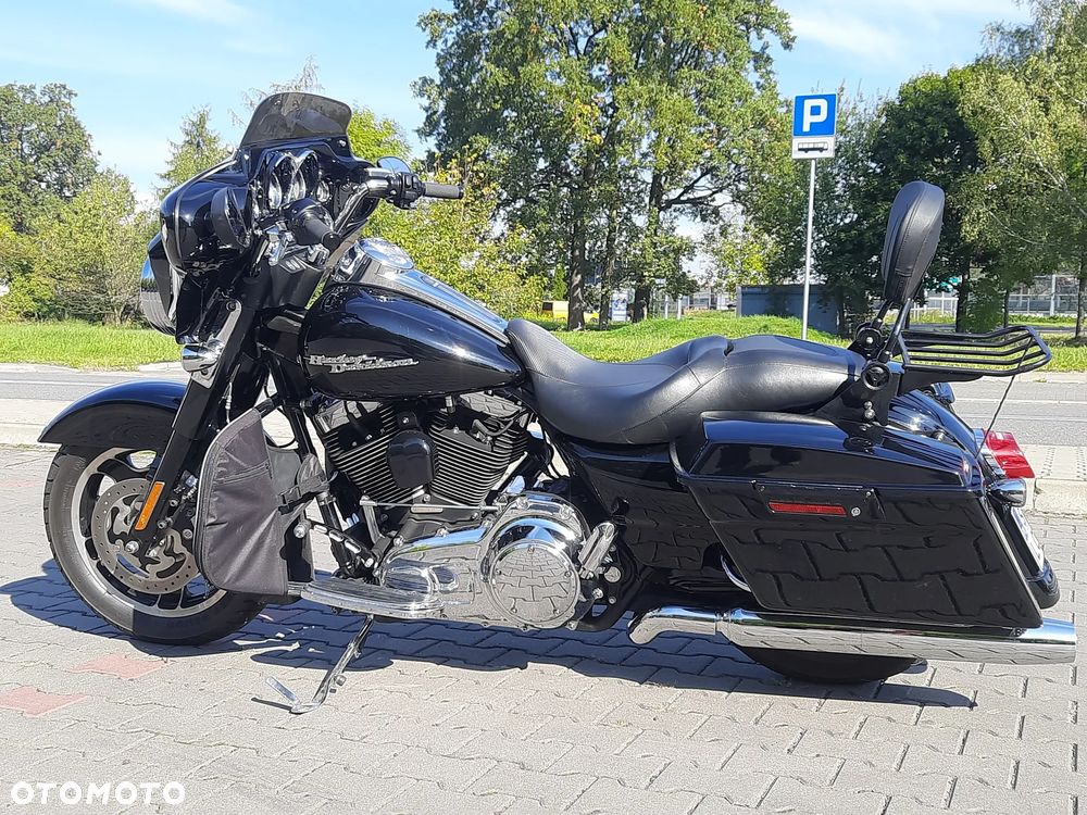 Harley-Davidson Touring Street Glide - 3