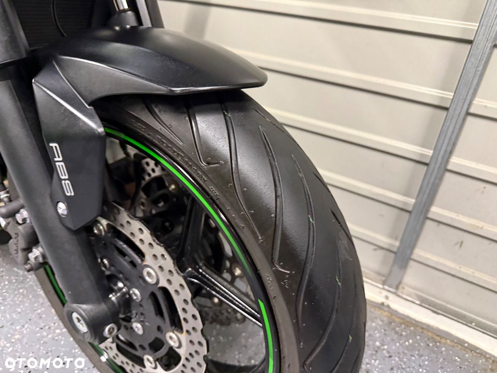 Kawasaki ER - 7