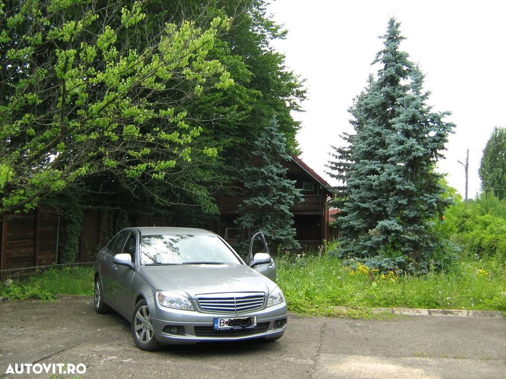 Mercedes-Benz C - 4