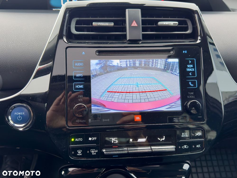 Toyota Prius 1.8 Hybrid Executive - 28