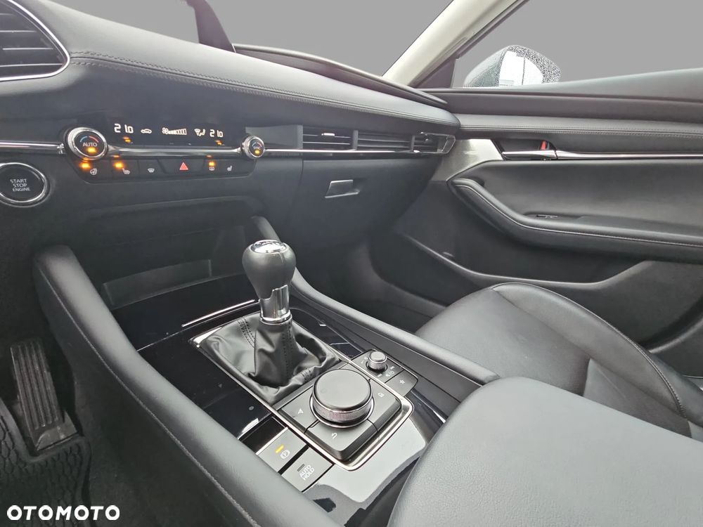 Mazda 3 2.0 mHEV Hikari - 24