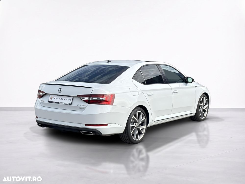 Skoda Superb 2.0 TSI 4X4 DSG Sportline - 5