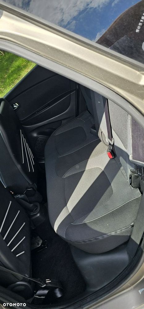 Renault Captur - 12