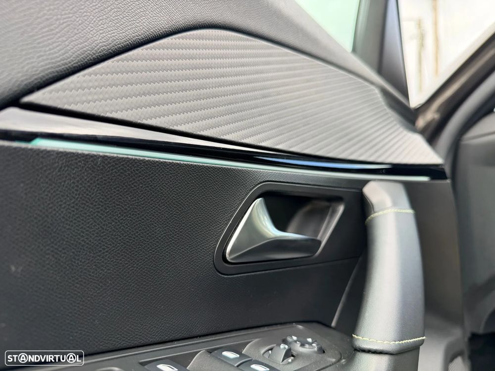 Peugeot 2008 1.5 BlueHDi GT Pack EAT8 - 33