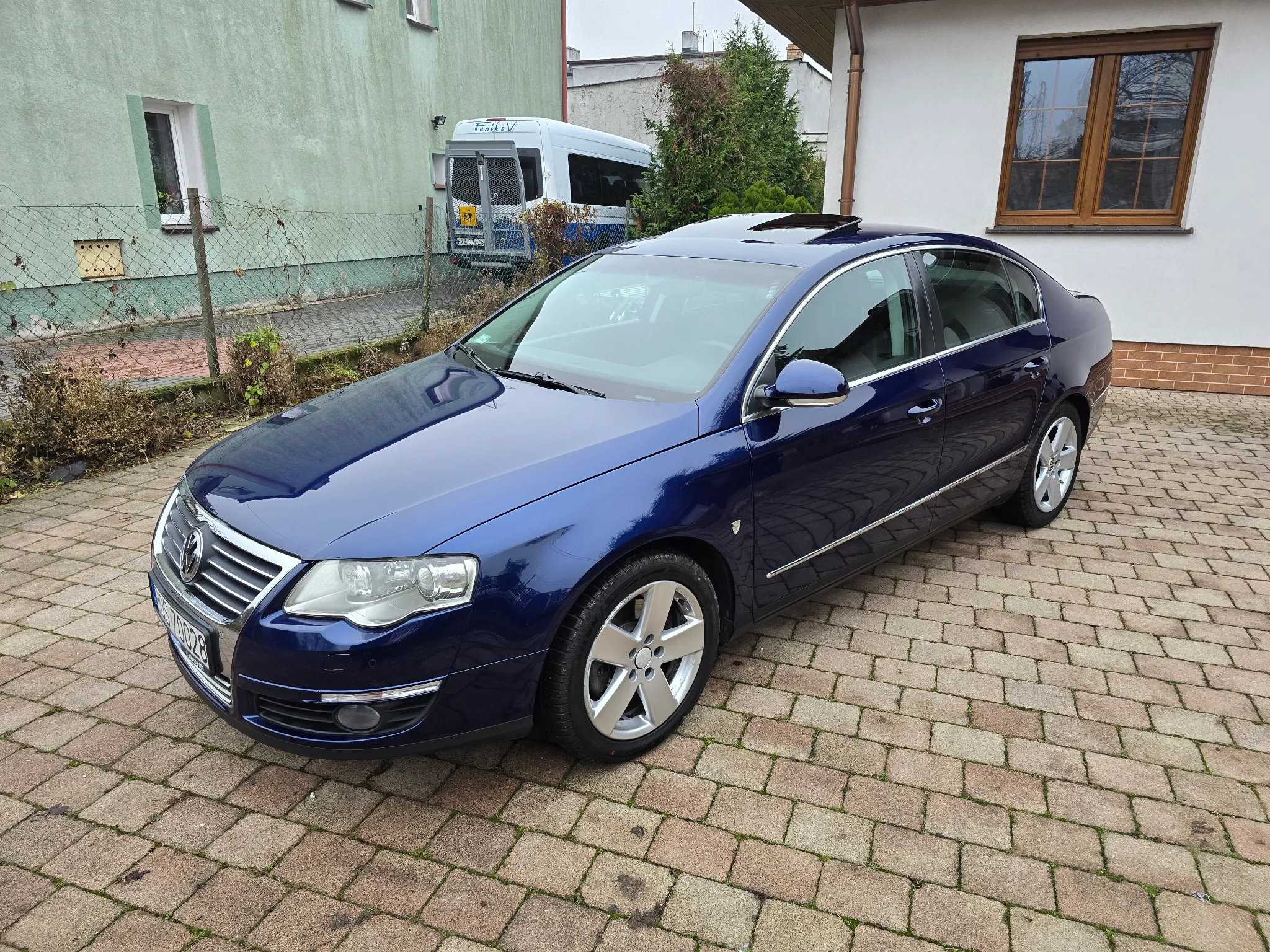 Volkswagen Passat 2.0 TSI Highline - 2