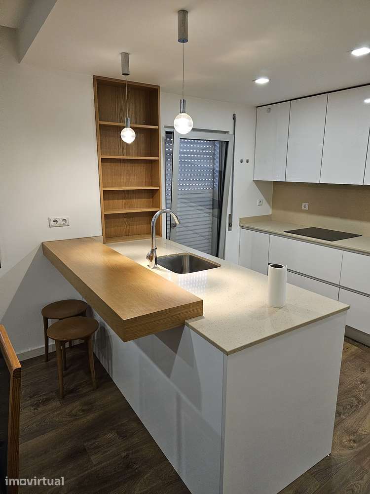 T3 em Coimbra com 2 casas de banho e aparcamento - Grande imagem: 4/6