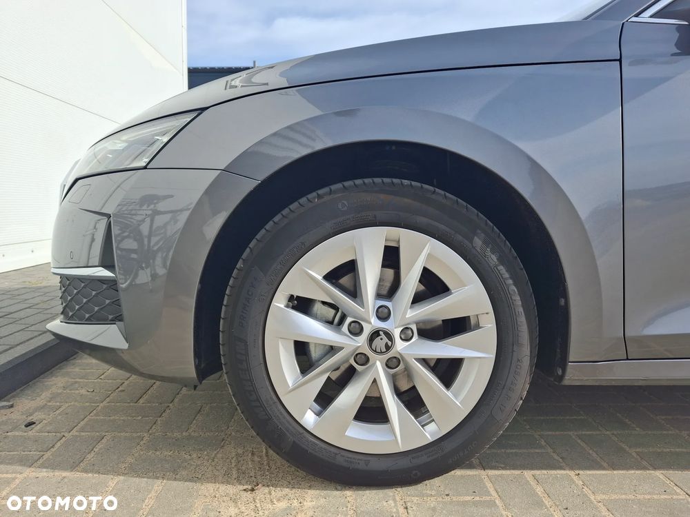Skoda Octavia 1.5 TSI mHEV Drive Selection DSG - 10