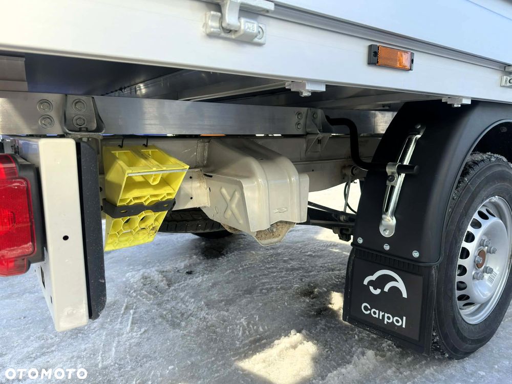 Volkswagen Crafter - 9