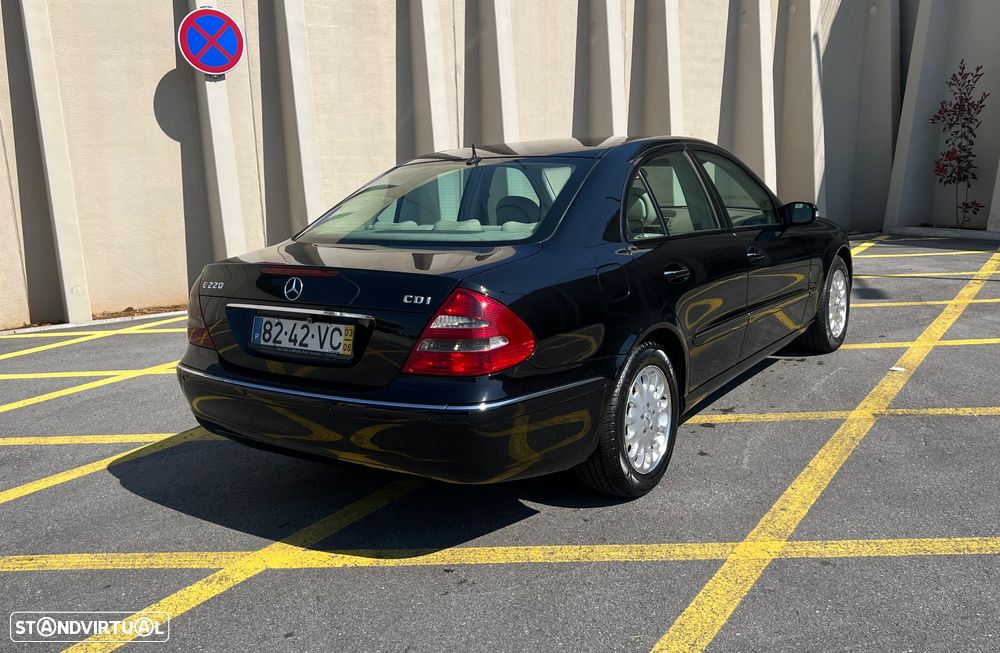 Mercedes-Benz E 220 CDi Elegance Aut. - 20