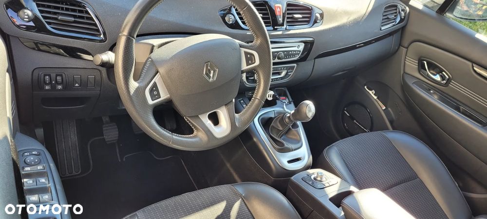 Renault Grand Scenic TCe 130 Bose Edition - 20