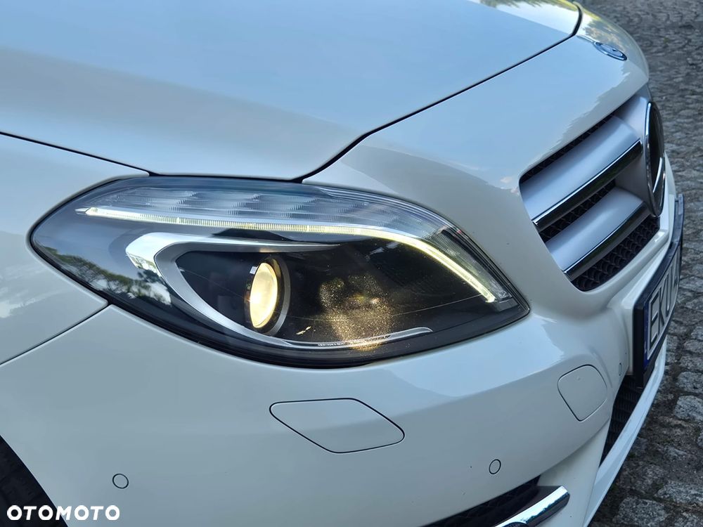 Mercedes-Benz Klasa B 180 CDI (BlueEFFICIENCY) - 20