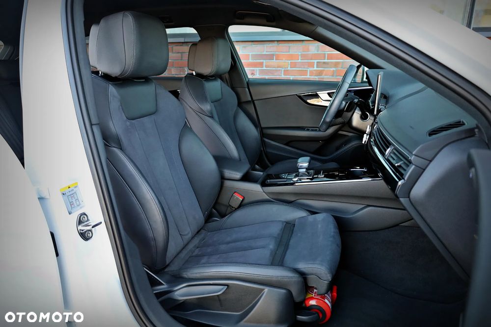 Audi A4 Avant 35 TFSI mHEV S Line S tronic - 20