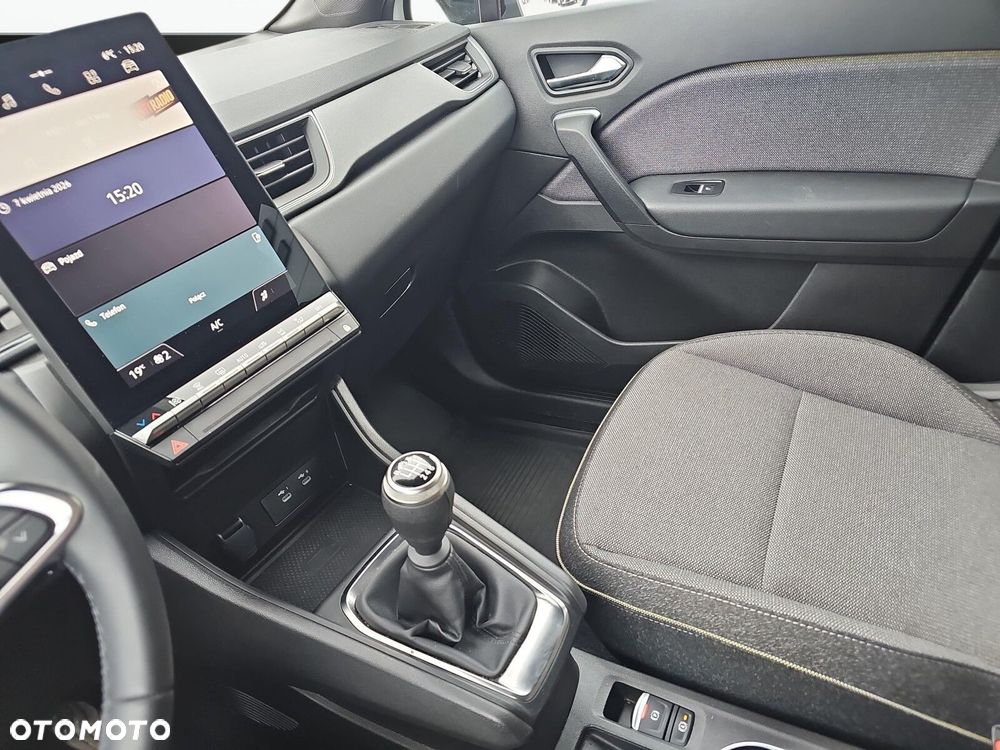 Renault Captur - 19