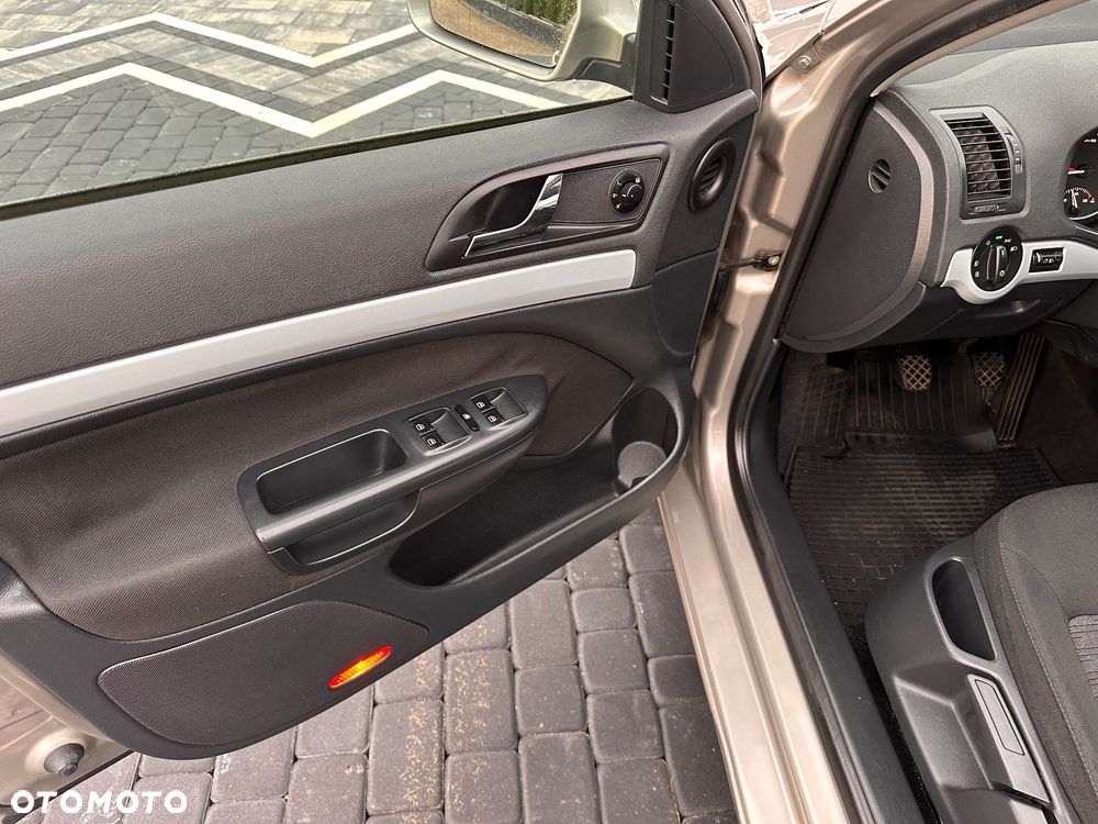 Skoda Octavia 2.0 TDI DPF Ambiente - 18