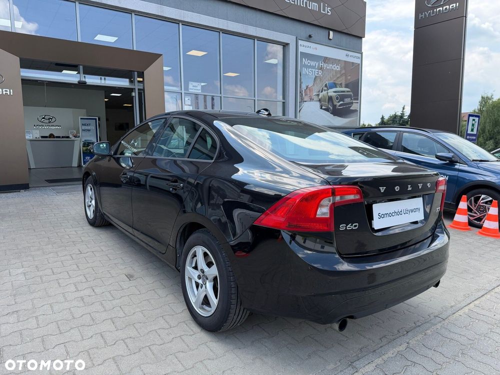 Volvo S60 T3 Drive-E Kinetic - 4