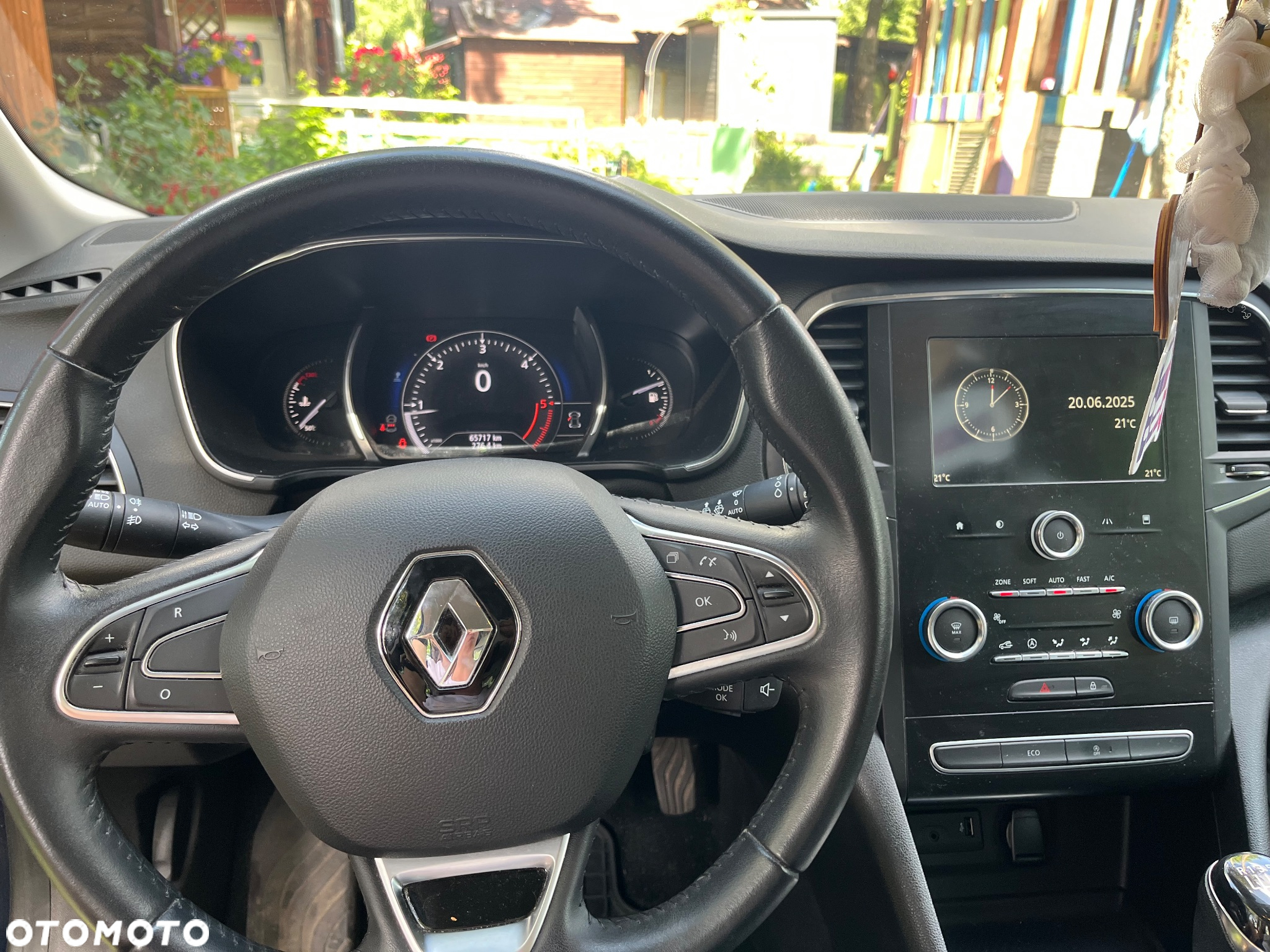 Renault Megane 1.5 Blue dCi Intens - 9