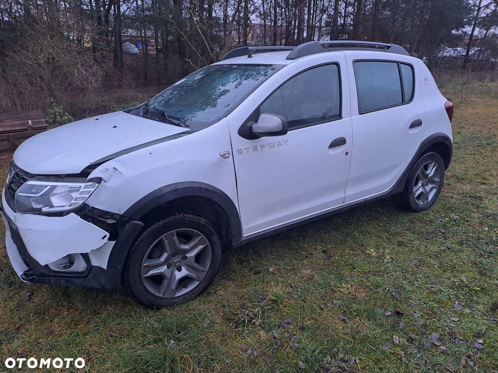 Dacia Sandero Stepway Blue dCi 95 Essential - 1