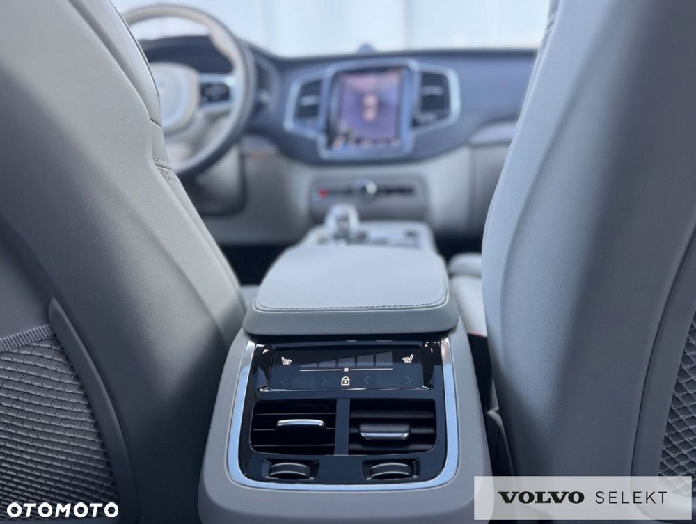 Volvo XC 90 - 24