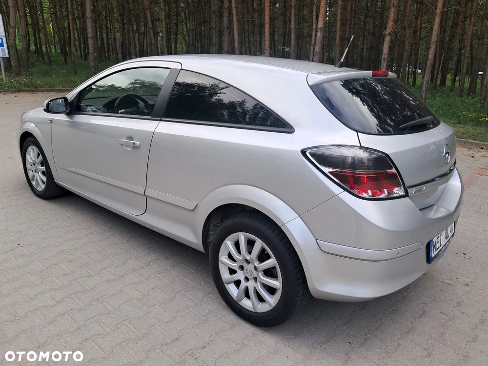 Opel Astra - 4