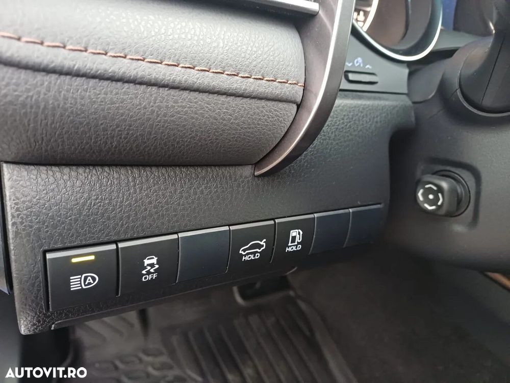 Toyota Camry 2.5 Dynamic - 14