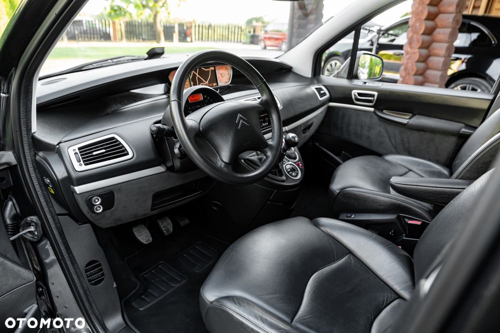Citroën C8 HDi 165 Exclusive - 17