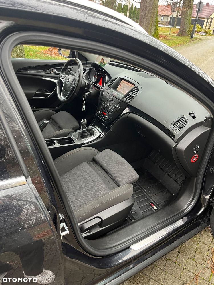 Opel Insignia 1.6 Turbo Sport - 19