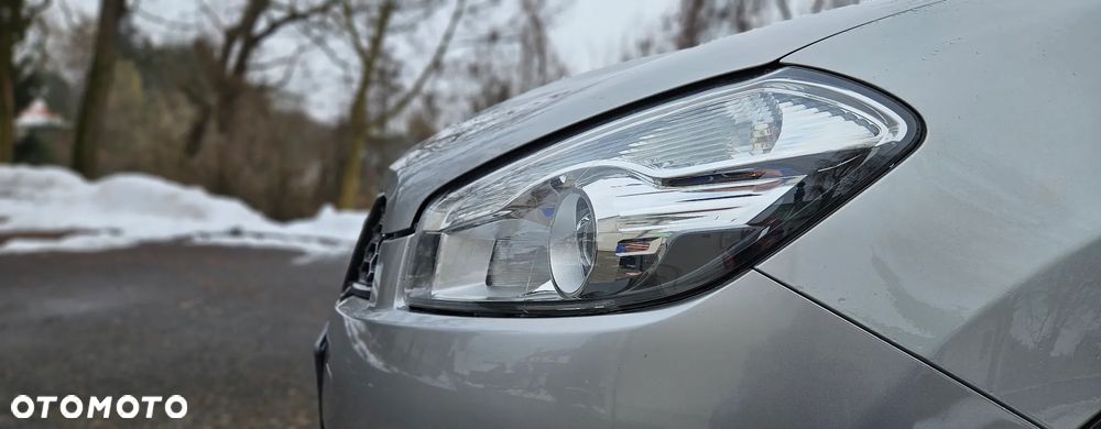 Nissan Qashqai 2.0 4 x 4 CVT 360 - 23