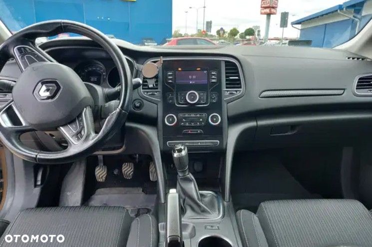Renault Megane 1.2 Energy TCe Zen - 7