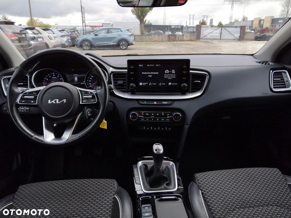Kia Ceed 1.5 T-GDI L - 11