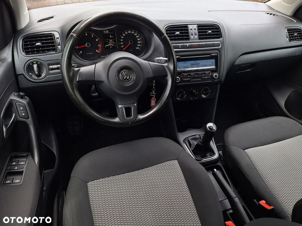 Volkswagen Polo - 5