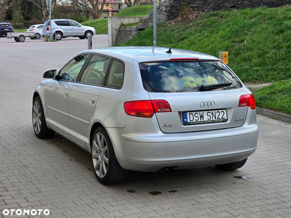 Audi A3 Sportback 1.9 TDI Attraction - 5