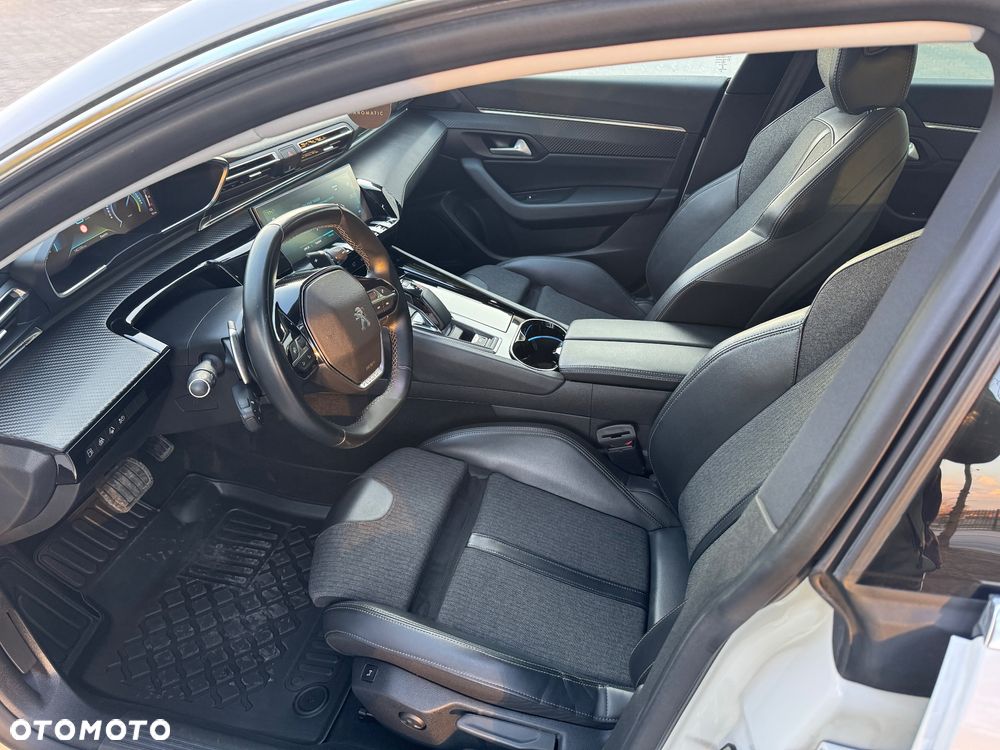 Peugeot 508 1.6 PureTech HYbrid PHEV Allure Pack S&S EAT8 - 17