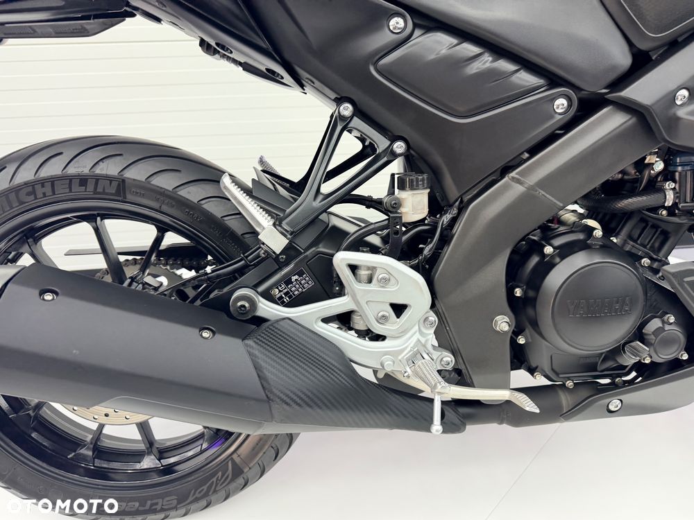 Yamaha MT - 24