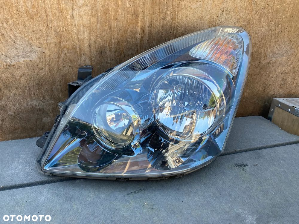 lampa corolla verso lift lewa eu cała czarna - 2