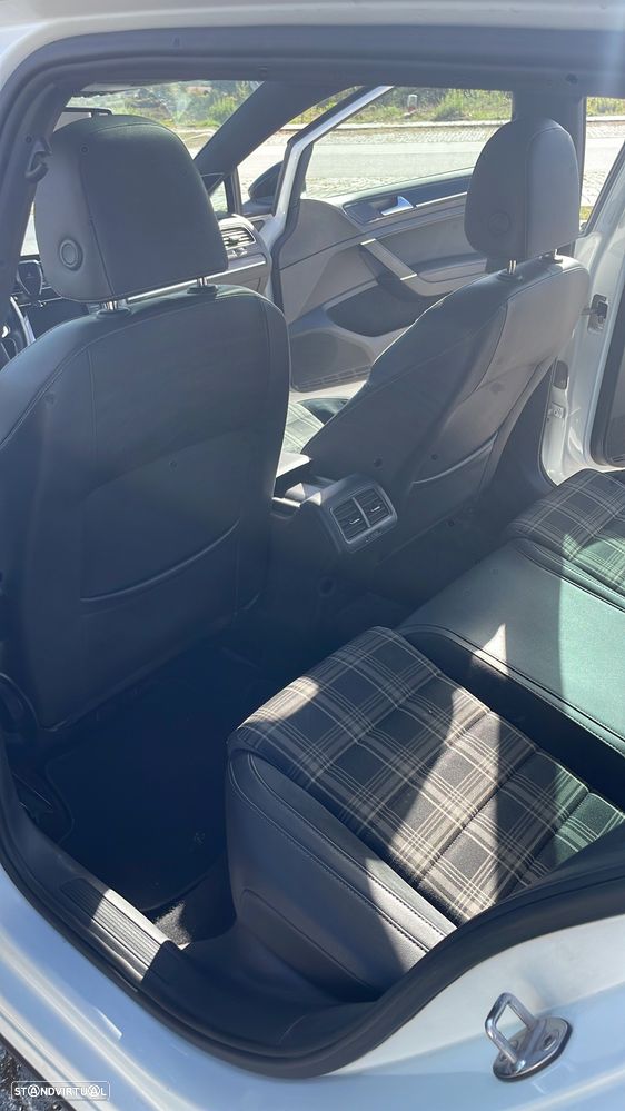 VW Golf GTD 2.0 TDI SCR DSG - 14