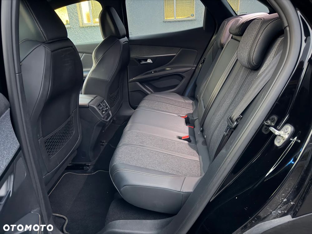 Peugeot 3008 1.6 PureTech GPF GT Line S&S EAT8 - 28