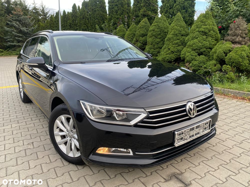Volkswagen Passat - 4