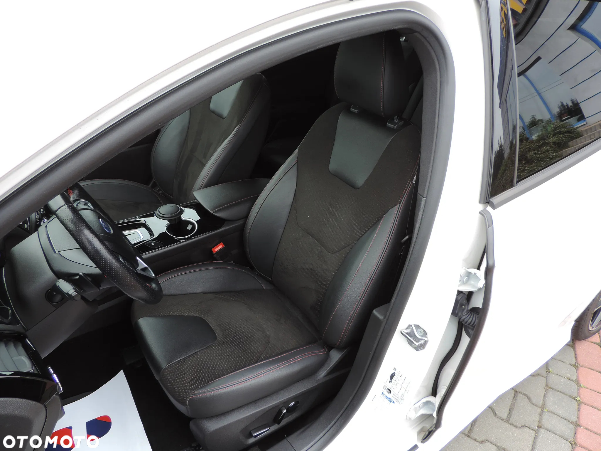 Ford Mondeo 2.0 EcoBlue ST-Line Plus - 9