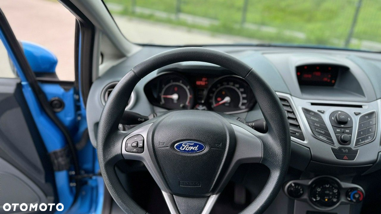 Ford Fiesta 1.25 Ambiente - 25