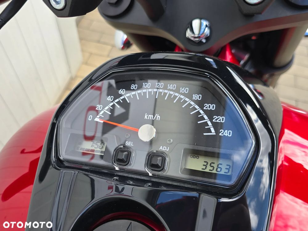 Suzuki Boulevard - 5