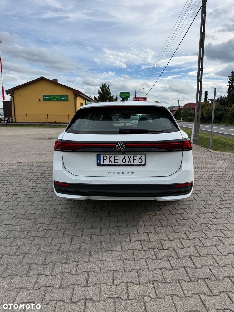Volkswagen Passat 2.0 TDI SCR Style DSG - 4