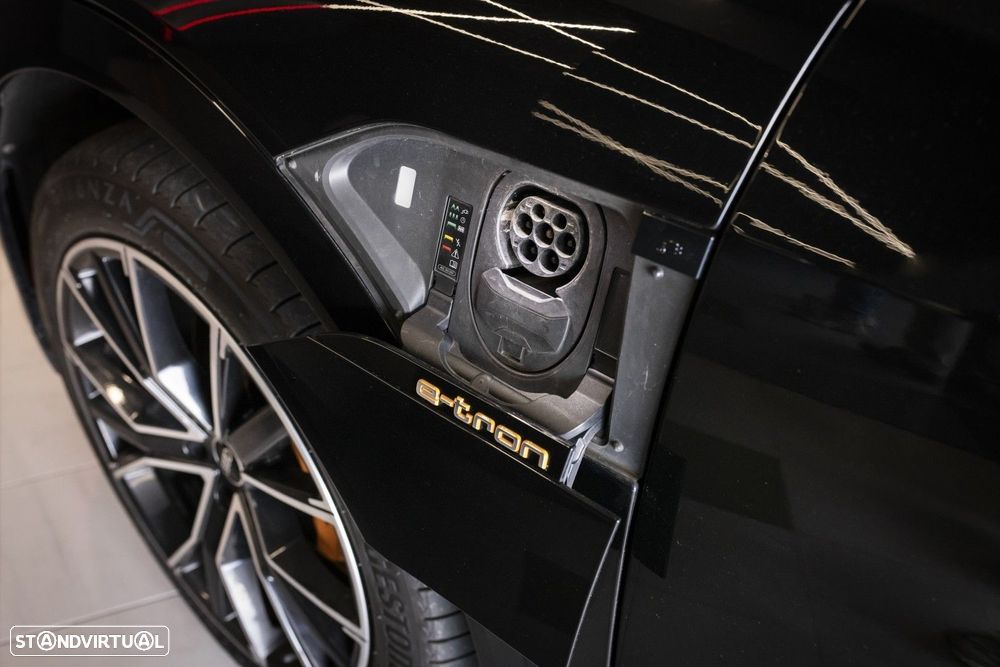 Audi e-tron Sportback 50 quattro S line - 12
