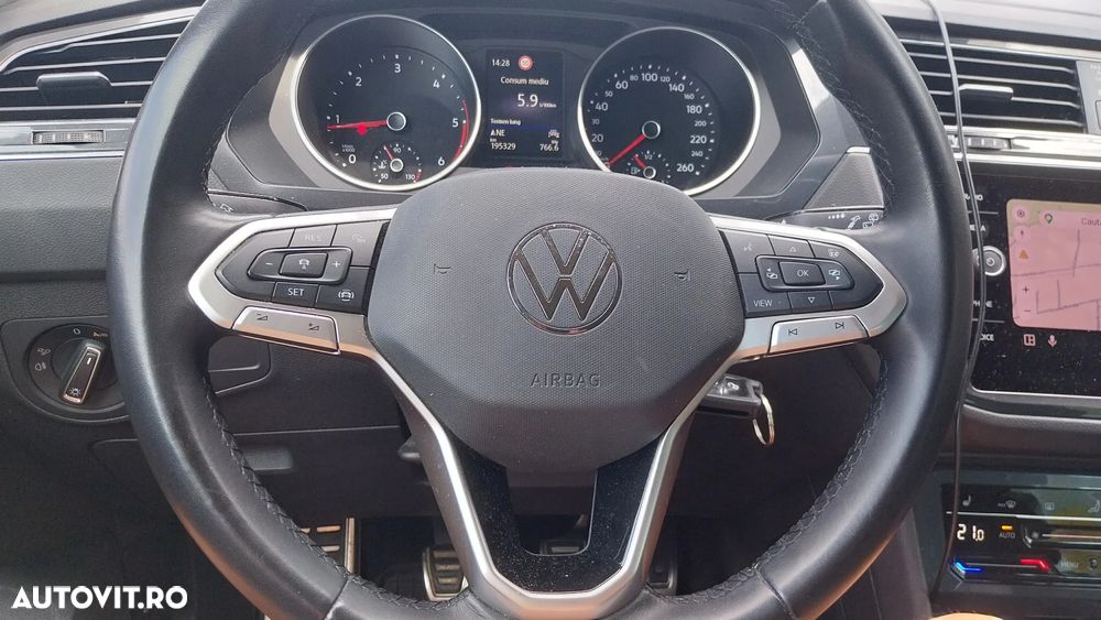 Volkswagen Tiguan - 5