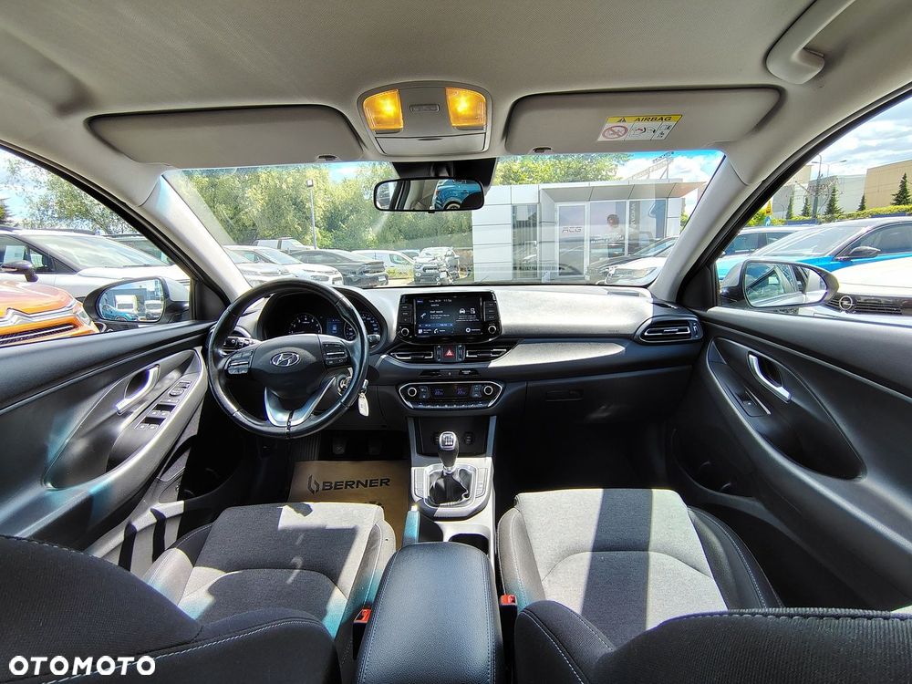 Hyundai i30 1.5 DPI Comfort - 9