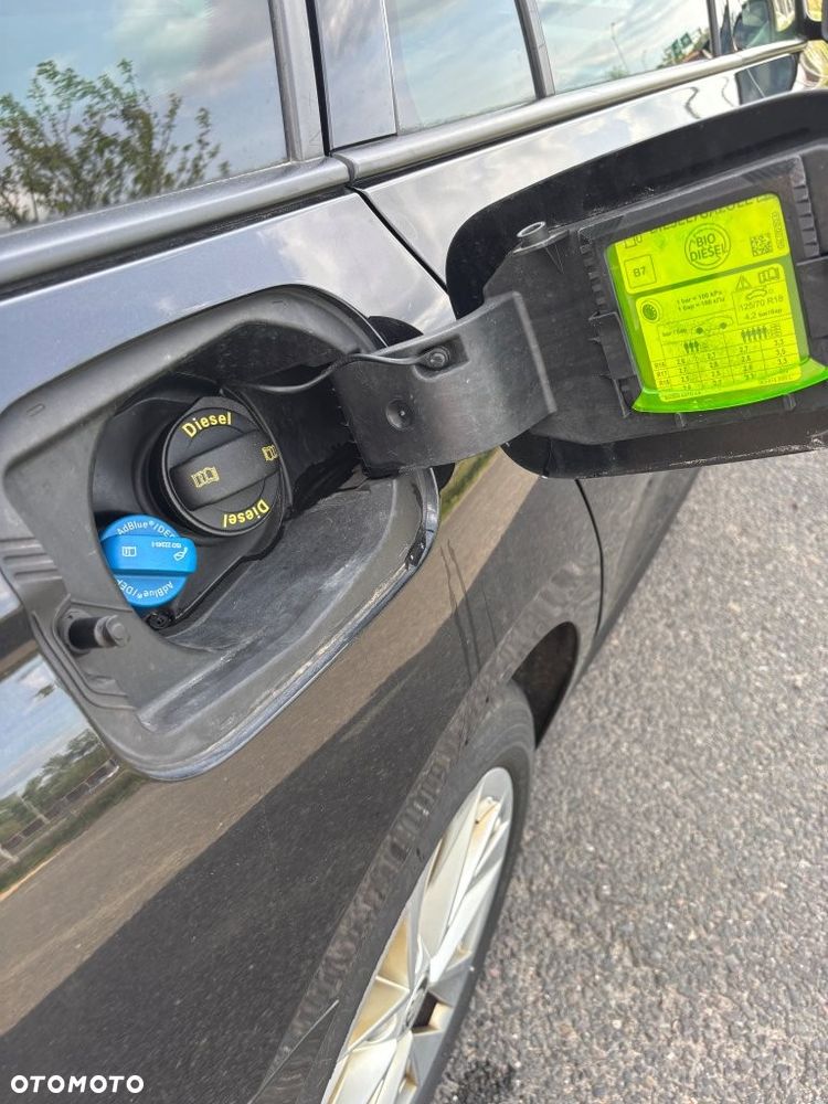 Skoda Octavia 2.0 TDI Ambition DSG - 15