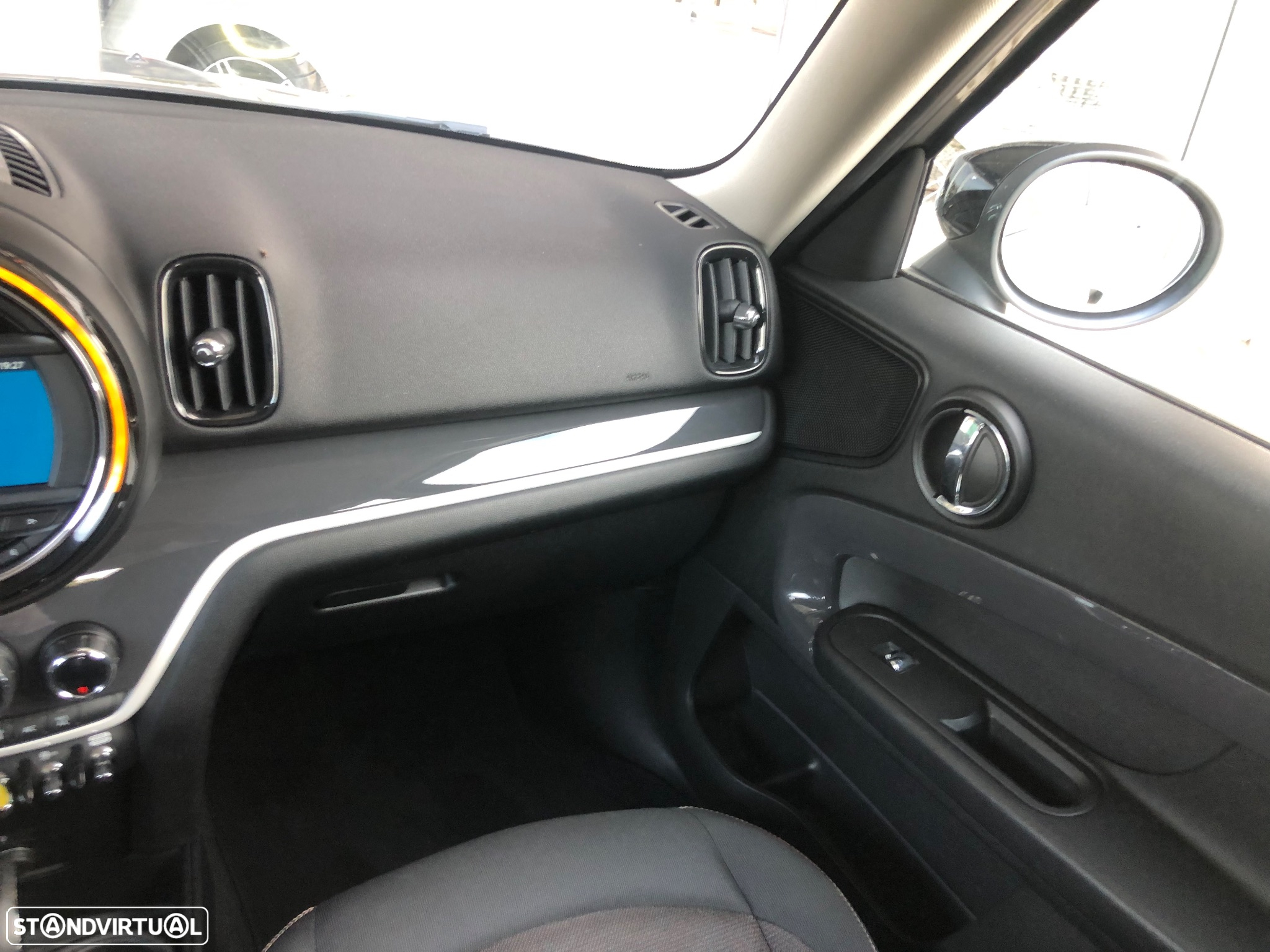 MINI Countryman Cooper SE ALL4 Auto - 32